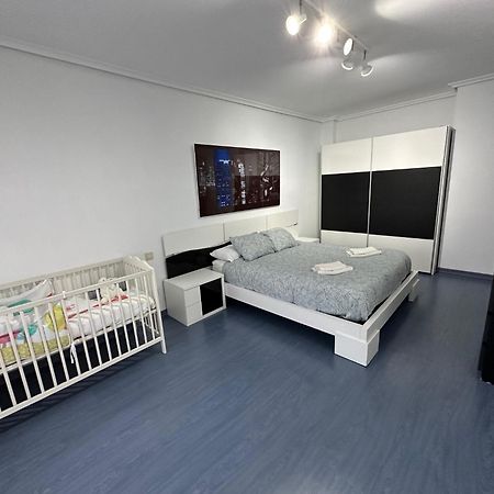 El Pisuco Apartment Сарон Екстериор снимка